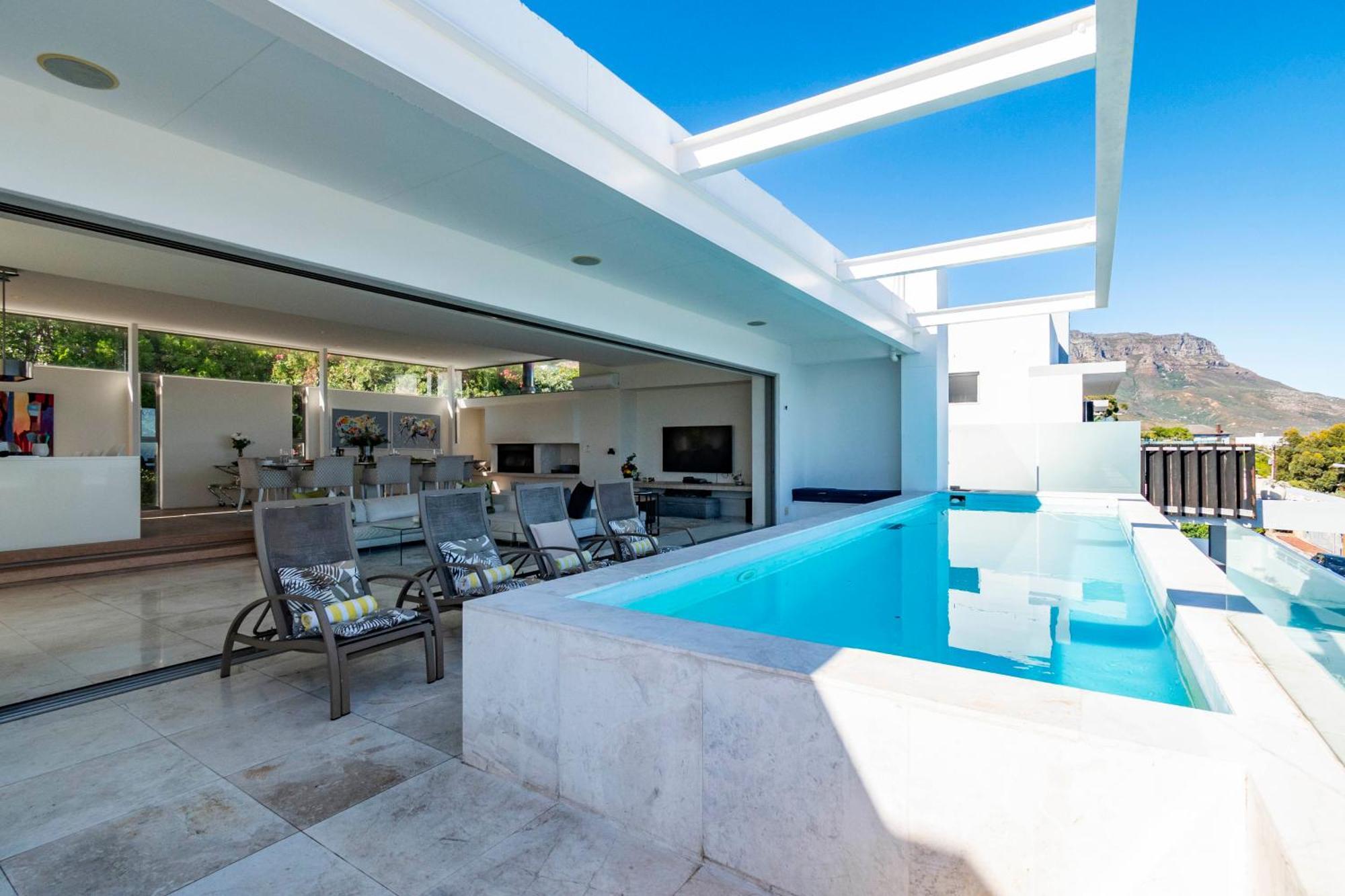 Villa Infinity